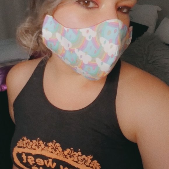 2/$20⭐️Tropical Face Mask - with Filter Pocket + Filter - Picture 4 of 4